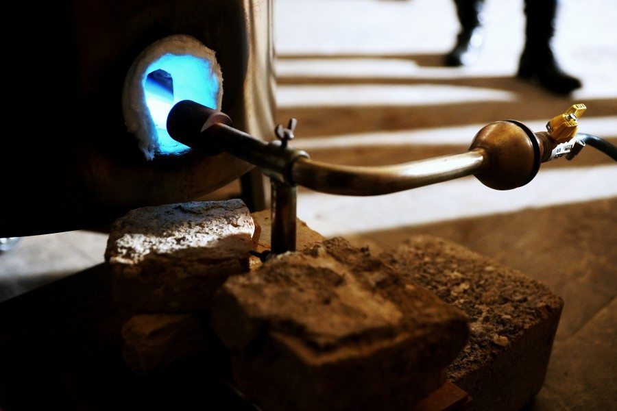 ceramica-raku-forno-a-gas-per-la-ceramica-raku-italiana_ceramiche-liberati Forno a pozzo per la cottura raku, Ceramiche Liberati