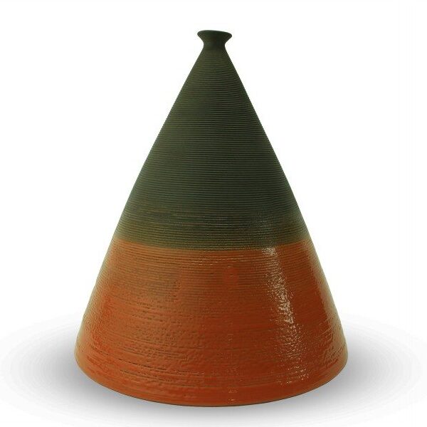 Vaso decorativo piramide stretta in argilla nera