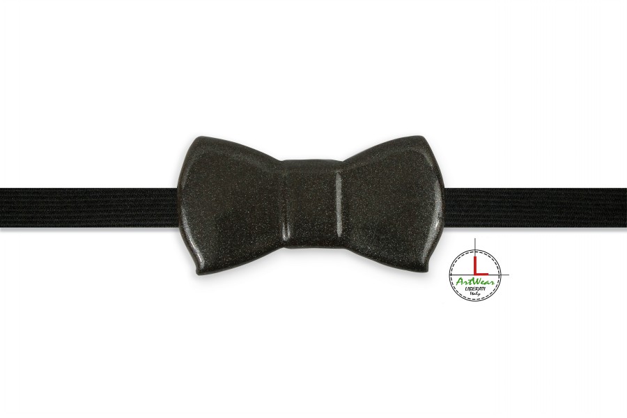 54RGLN_Papillon-in-ceramica-artigianale-modello-Romantico-decoro-Glitter-nero_Ceramiche-Liberati-ArtWear.jpg 54RGLN Papillon in ceramica artigianale modello Romantico decoro Glitter nero Ceramiche Liberati ArtWear