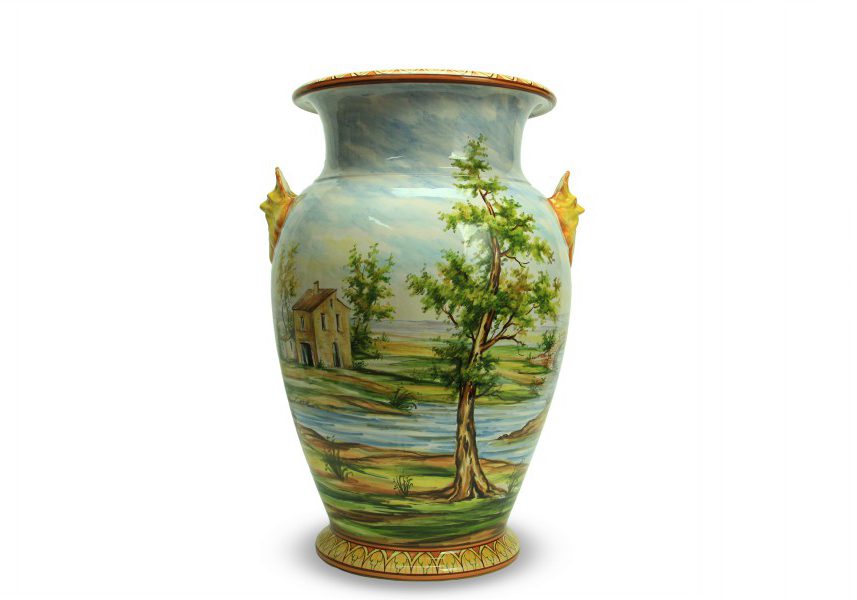 59CIT_Vaso-in-ceramica-artigianale-Paesaggio-con-mascheroni_Ceramiche-Liberati-e1501081416232.jpg 59CIT Vaso in ceramica artigianale Paesaggio con mascheroni Ceramiche Liberati e1501081416232